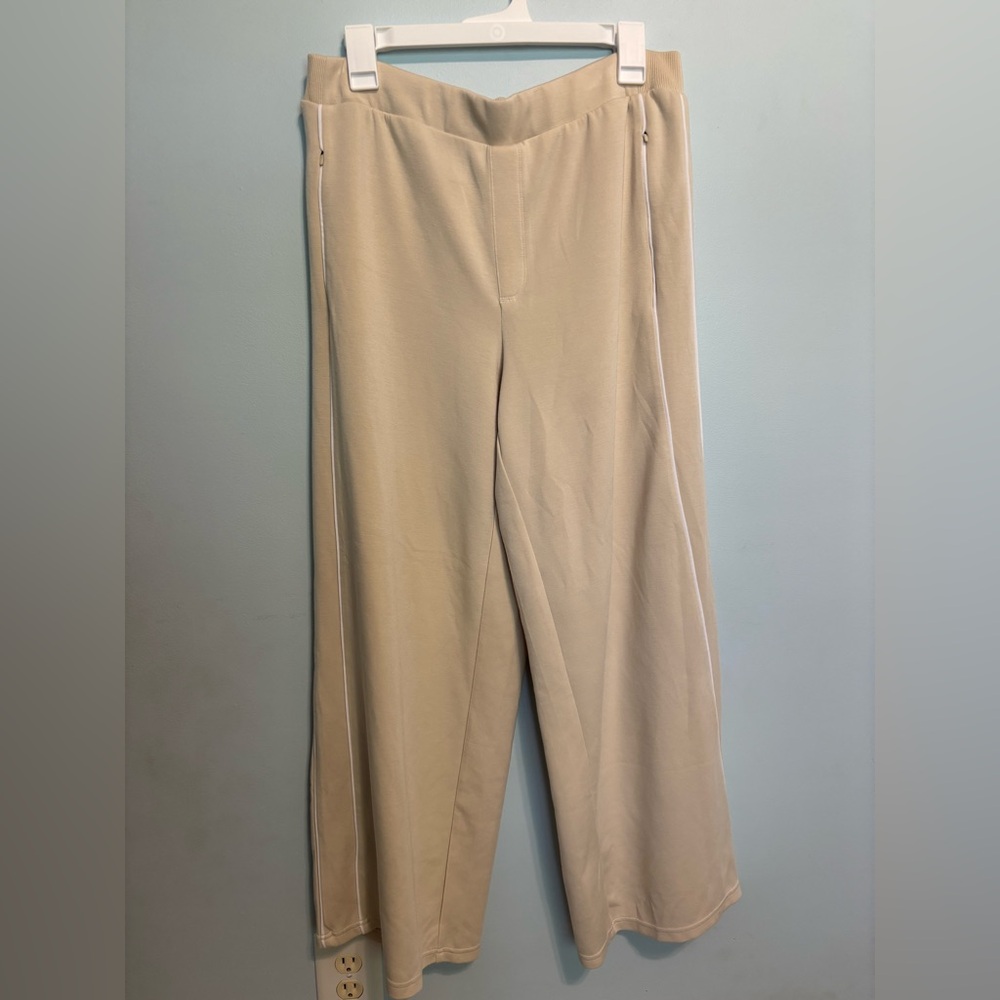 OFFLINE By Aerie Women’s ChillUp Track Trouser Color Cake Butter Size L